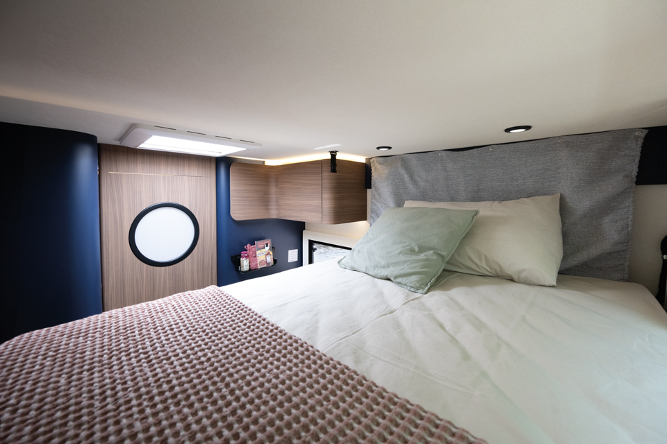 BUZ_9117Sailer-69-ambientate